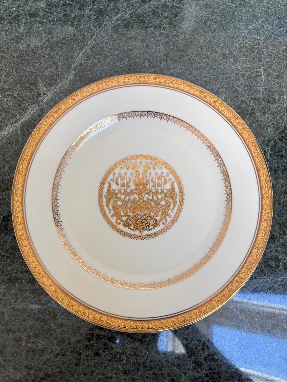Mikasa "Festival of Lights" fine bone china luncheon plate